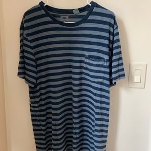 Levi’s Men T Shirt Size Extra large
